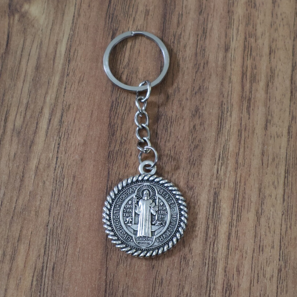 St Benedict in Circle Keychain C Pack of [3]